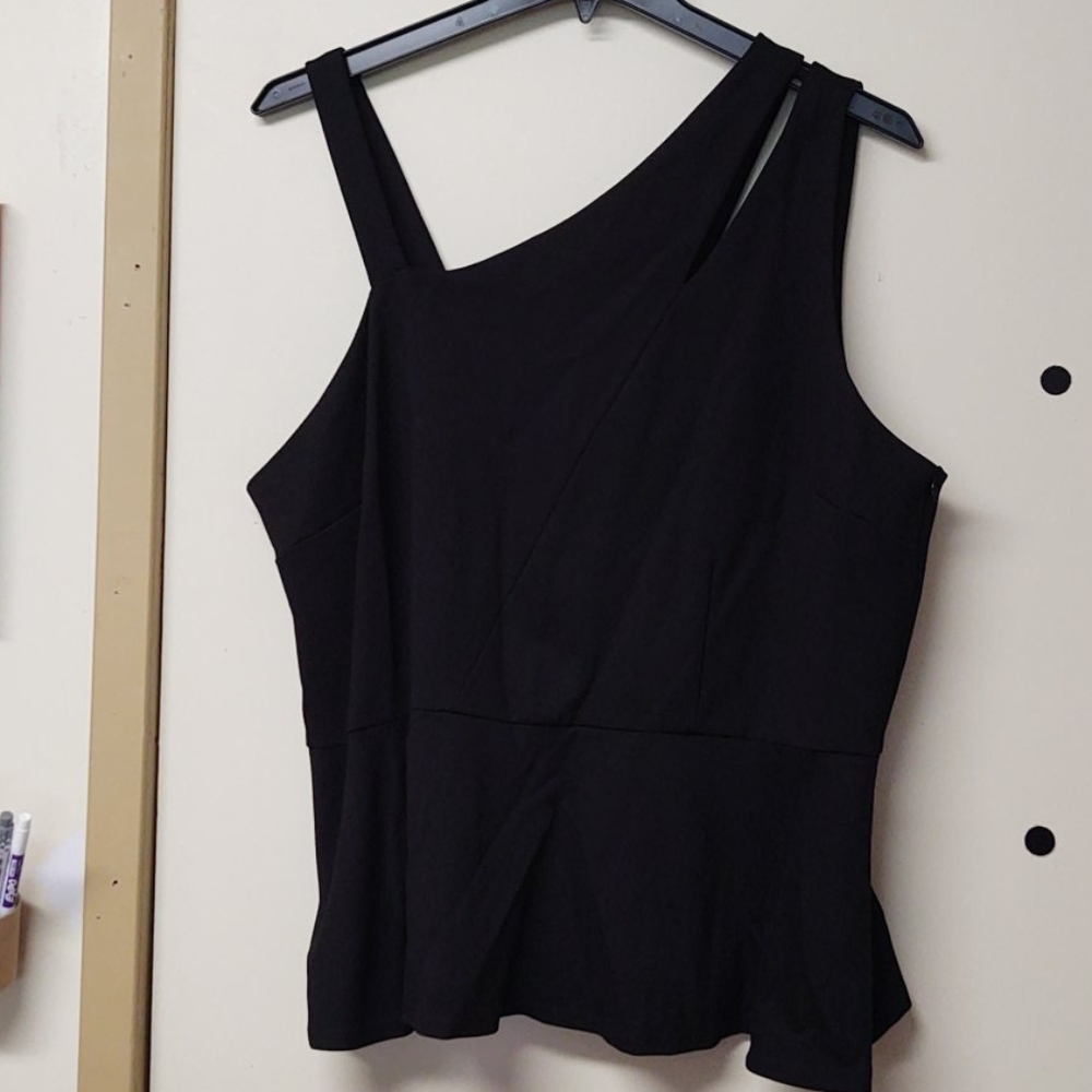 Rebel Wilson 2x strappy top, NWT